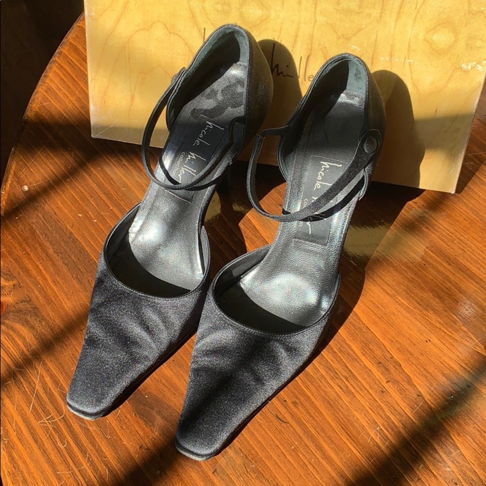 SOLD. Nicole Miller Satin Pumps 7